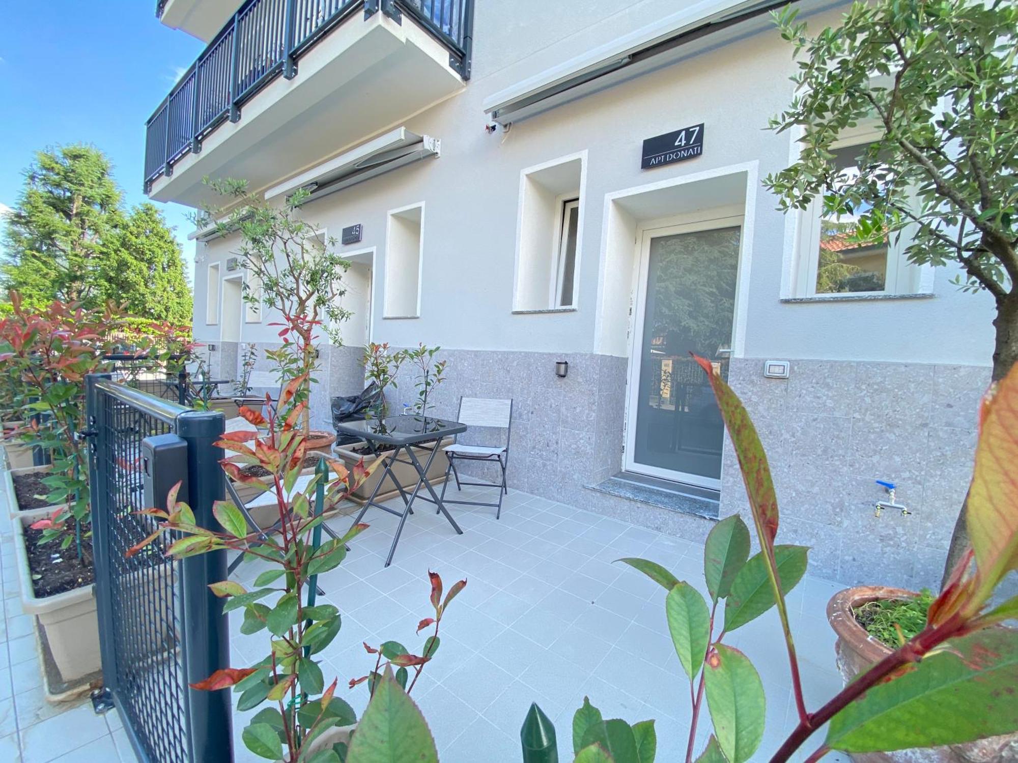 Apt Donati Home, Modernita E Comfort Con Parcheggio Gratuito Privato E Spazio Esterno Privato Cassano dʼAdda Kültér fotó