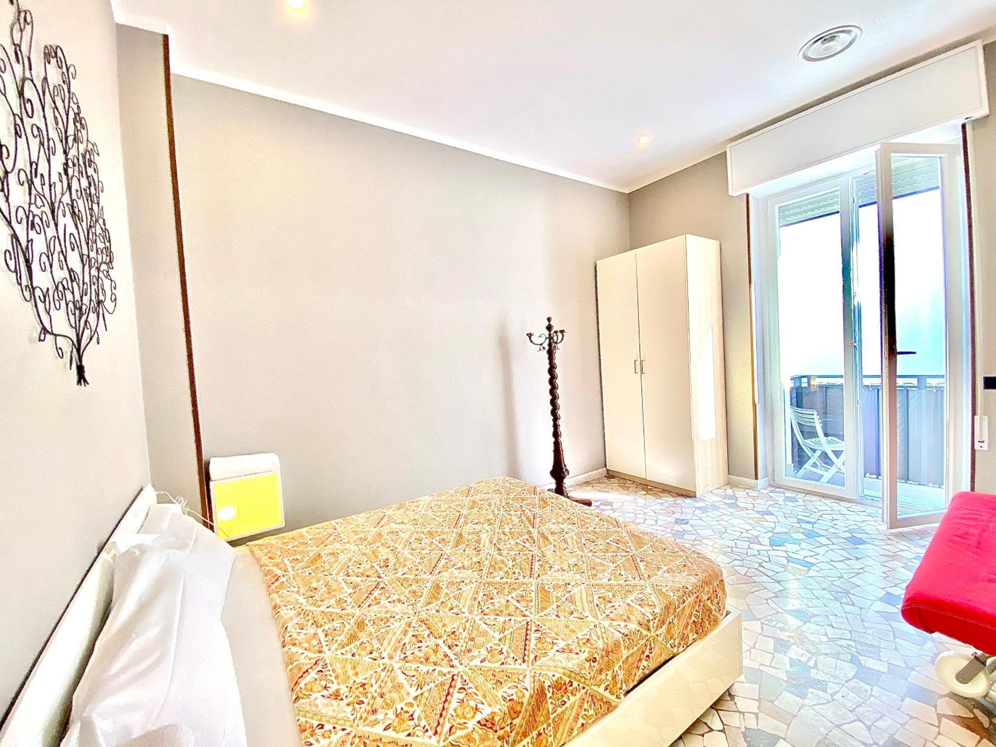 Apt Donati Home, Modernita E Comfort Con Parcheggio Gratuito Privato E Spazio Esterno Privato Cassano dʼAdda Kültér fotó