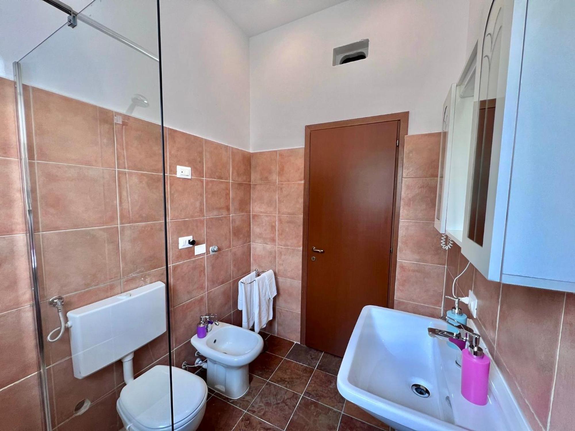 Apt Donati Home, Modernita E Comfort Con Parcheggio Gratuito Privato E Spazio Esterno Privato Cassano dʼAdda Kültér fotó